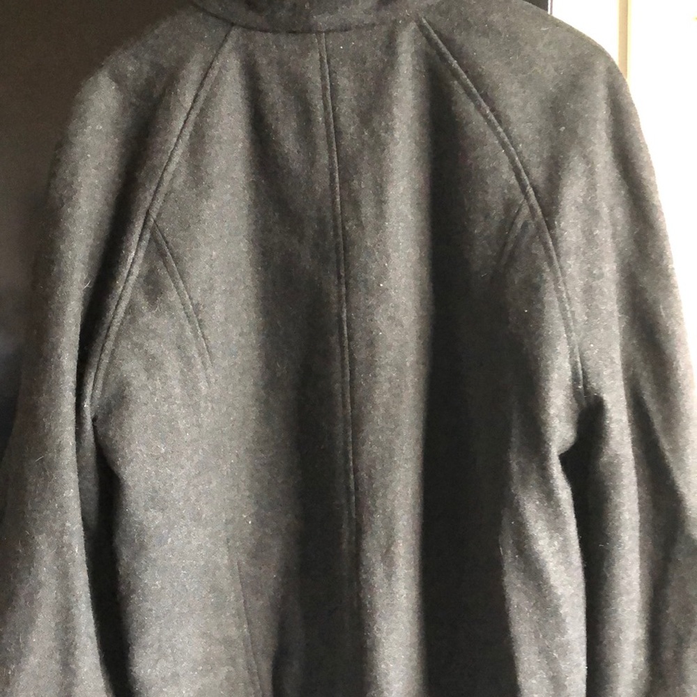 Tweeds Jacket - Picture 5 of 7